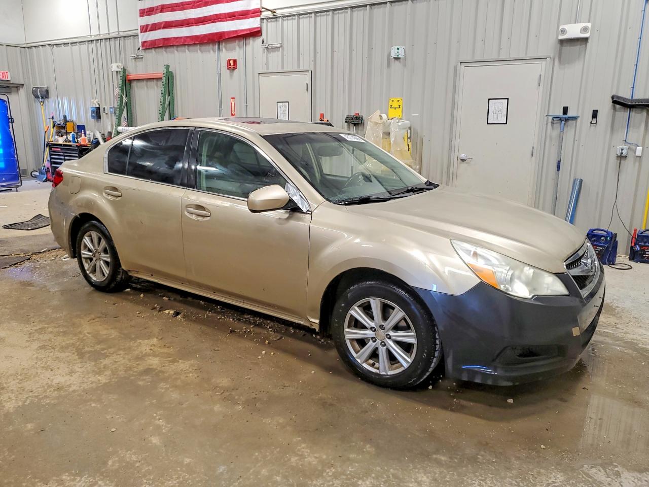 2010 SUBARU LEGACY 2.5I PREMIUM photo 4