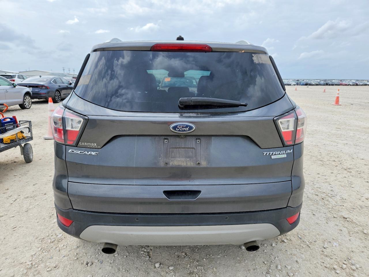 2017 FORD ESCAPE TITANIUM photo 11