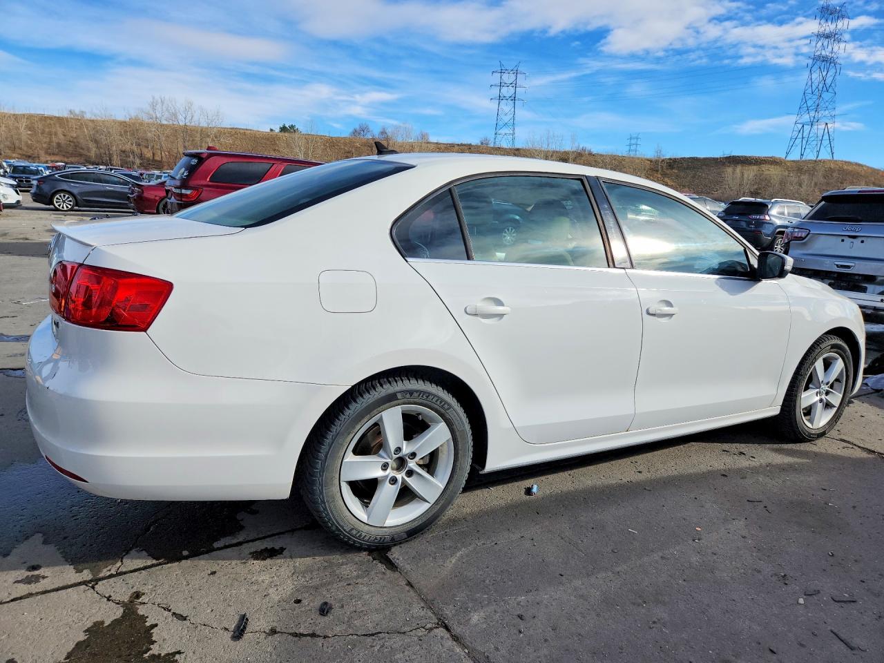 2012 VOLKSWAGEN JETTA TDI photo 5