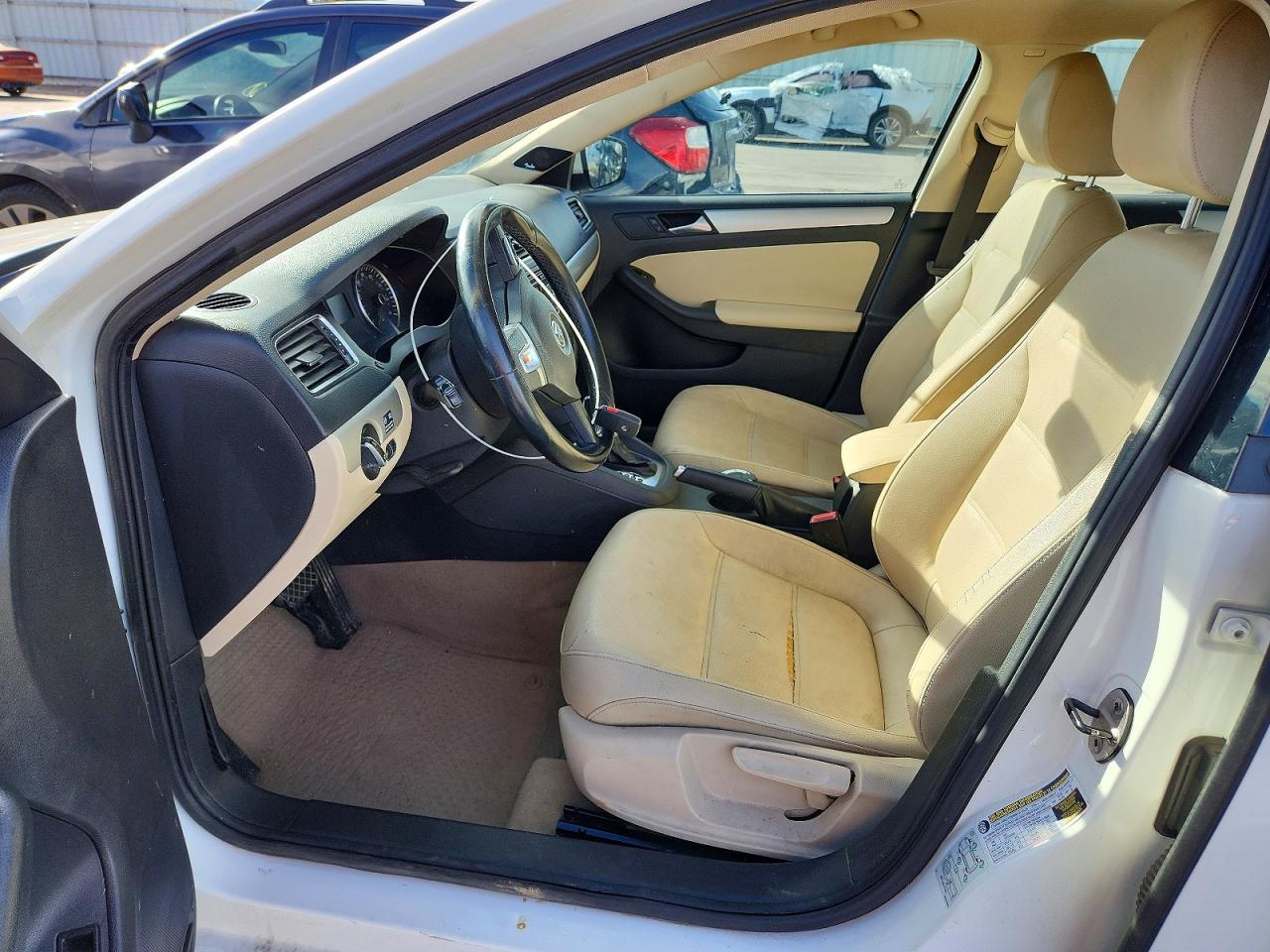 2012 VOLKSWAGEN JETTA TDI photo 13