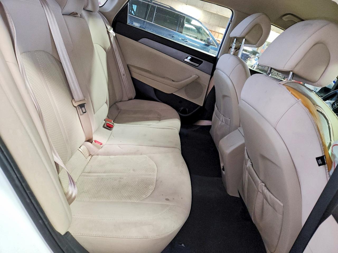 2016 HYUNDAI SONATA SE photo 19