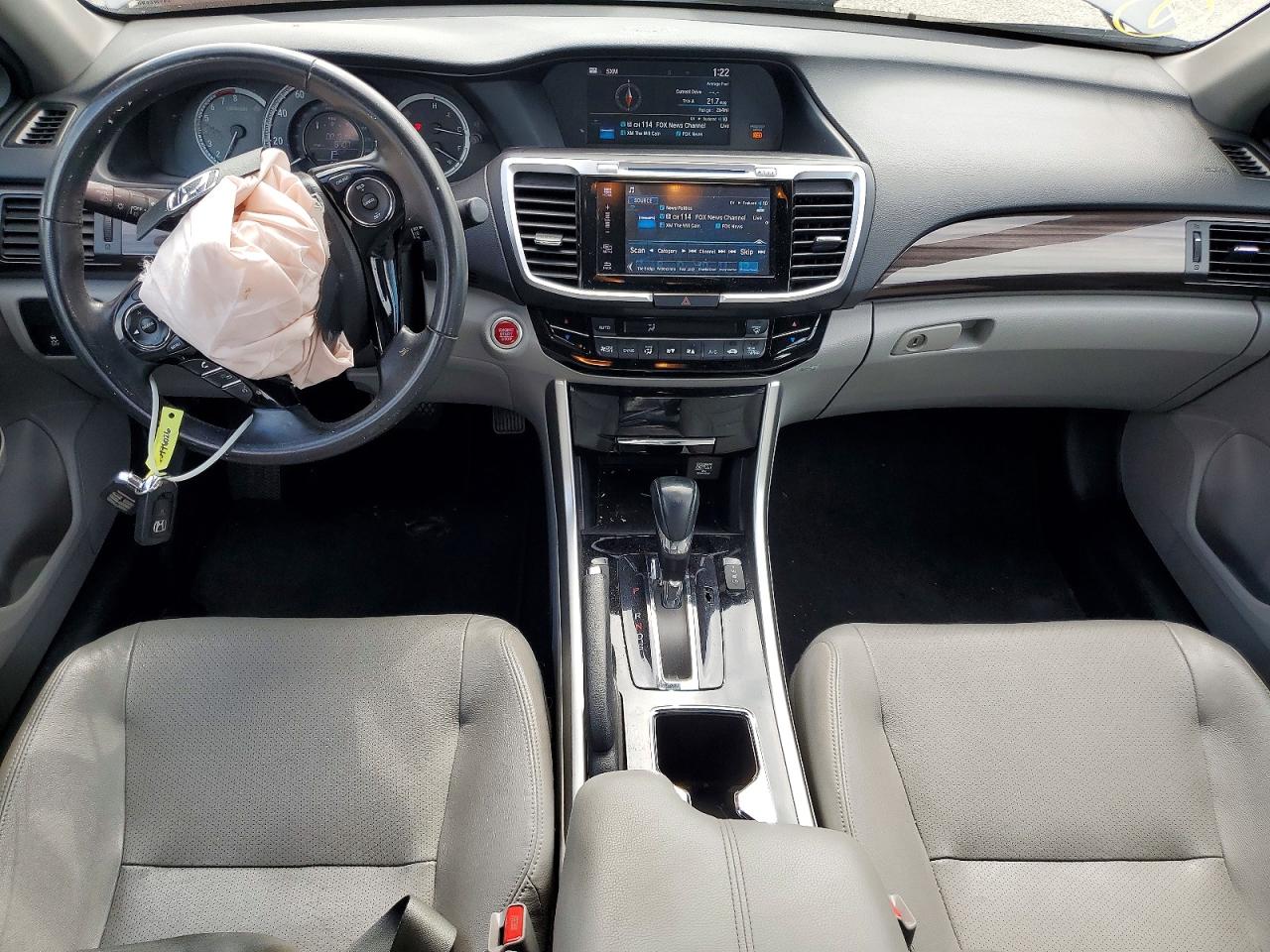 2016 HONDA ACCORD EXL photo 8