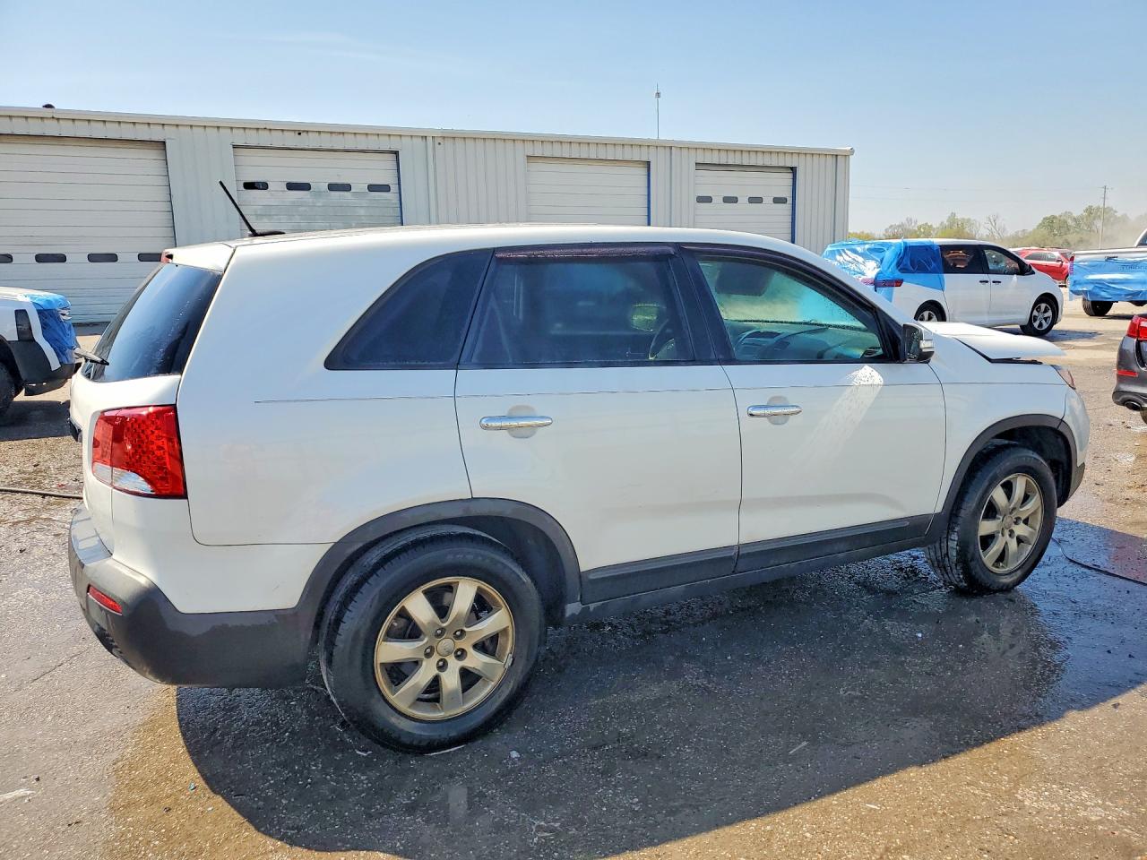 2012 KIA SORENTO LX photo 3