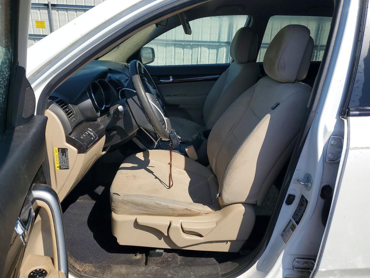 2012 KIA SORENTO LX photo 7