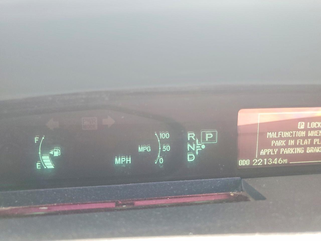 2010 TOYOTA PRIUS IV photo 17