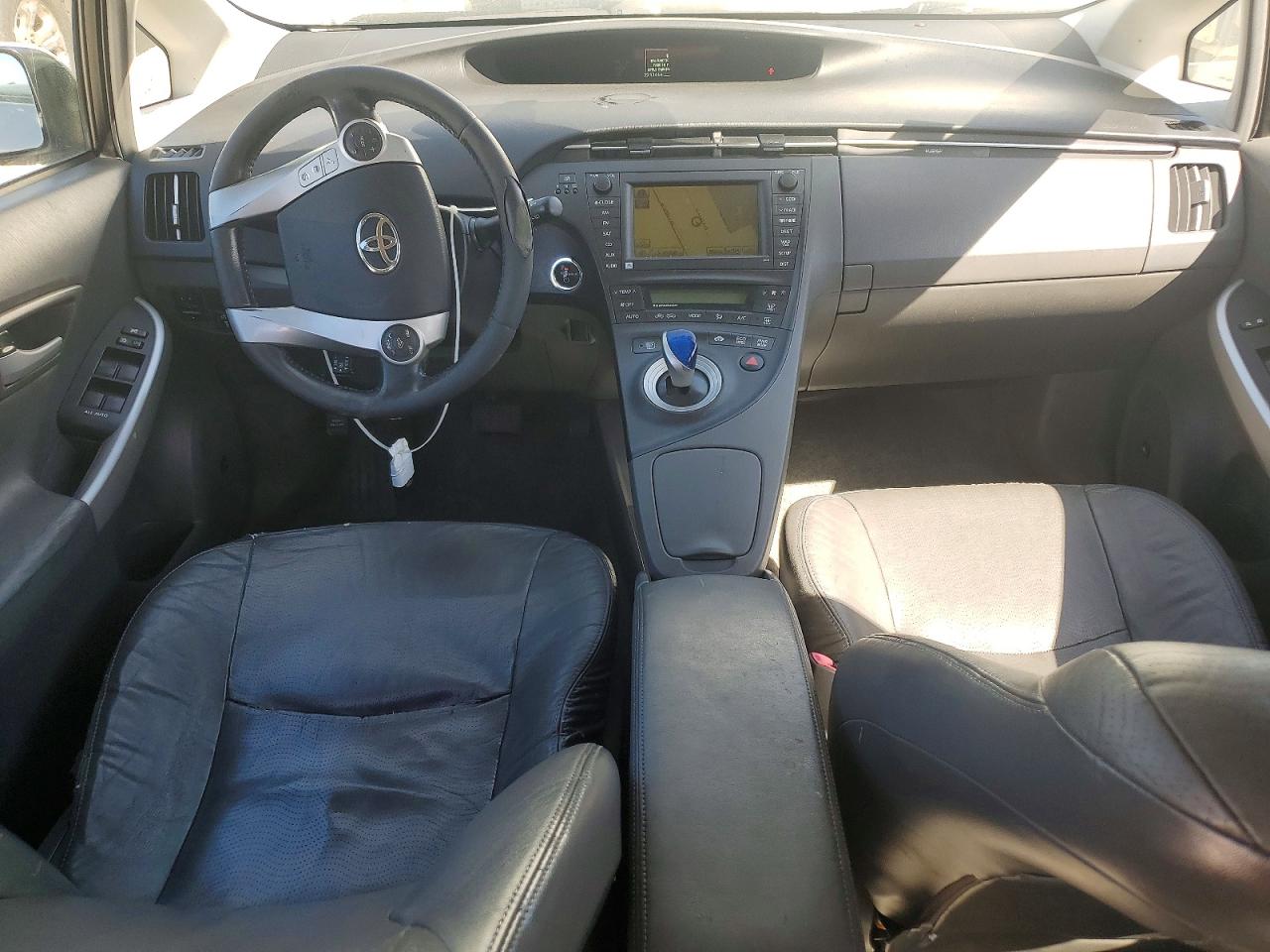 2010 TOYOTA PRIUS IV photo 15