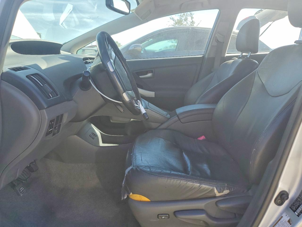 2010 TOYOTA PRIUS IV photo 13