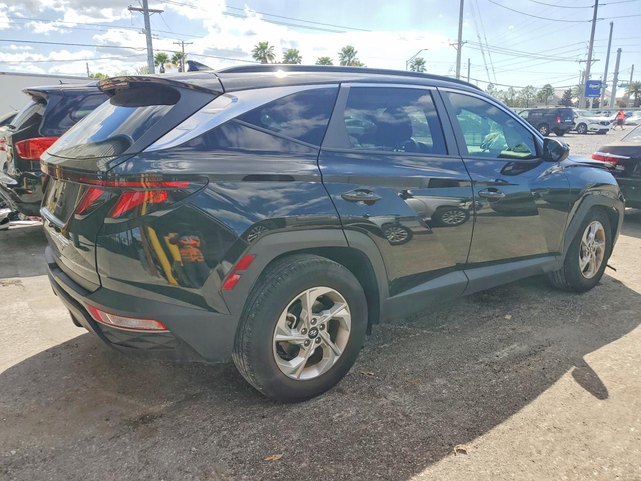 2024 HYUNDAI TUCSON SEL photo 3
