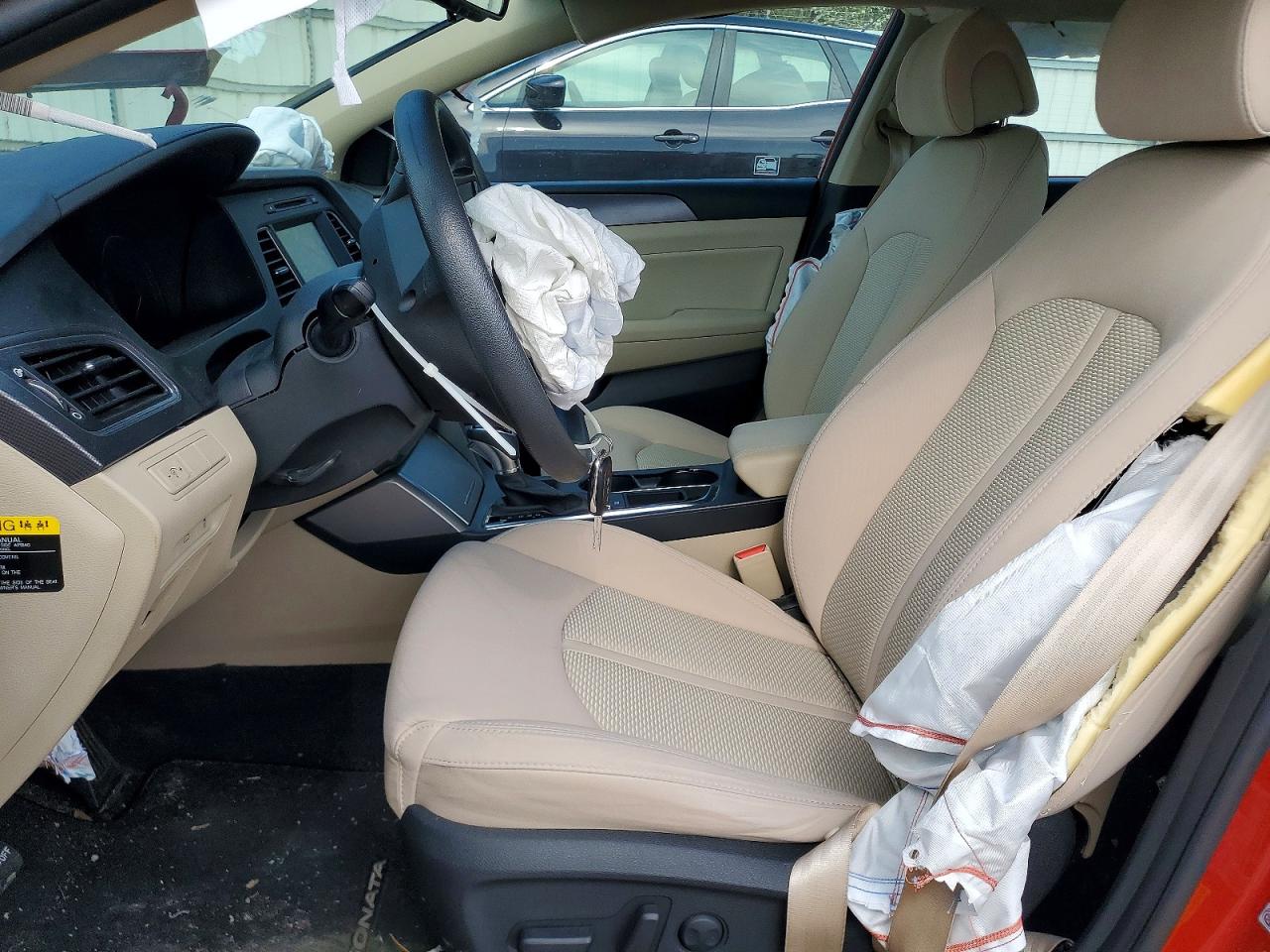 2017 HYUNDAI SONATA SPORT photo 25