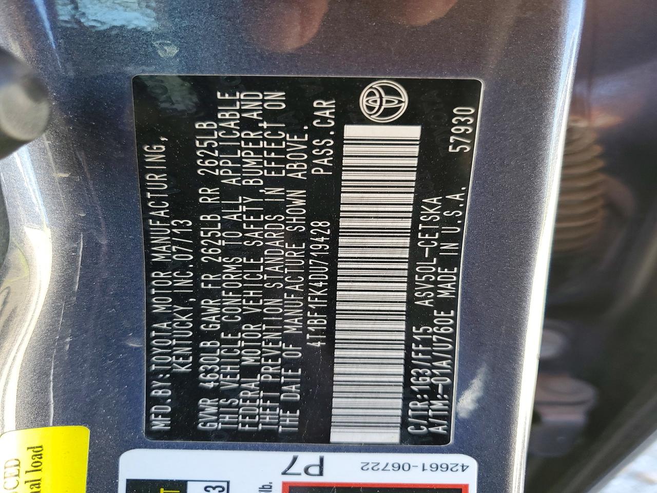 2013 TOYOTA CAMRY SE photo 23