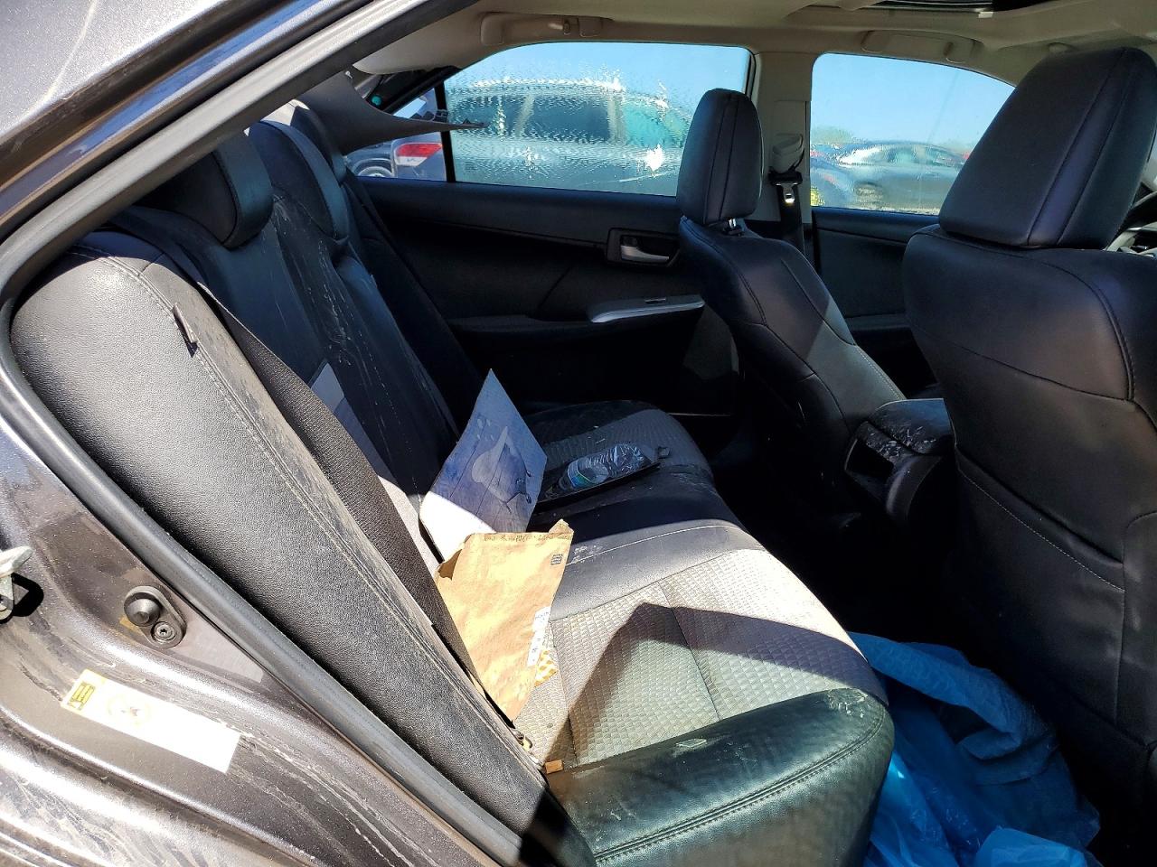 2013 TOYOTA CAMRY SE photo 19