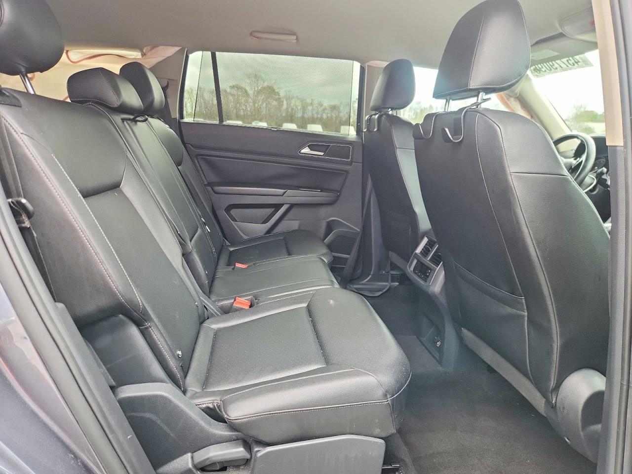 2018 VOLKSWAGEN ATLAS SE photo 21