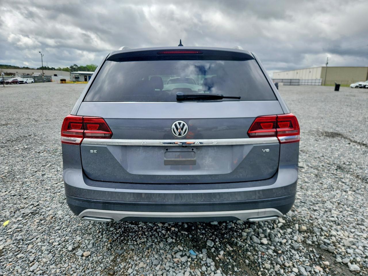 2018 VOLKSWAGEN ATLAS SE photo 11
