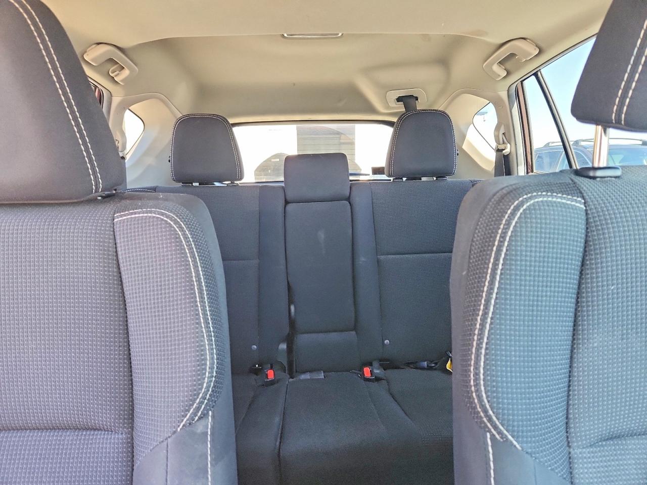 2018 TOYOTA RAV4 XLE photo 19