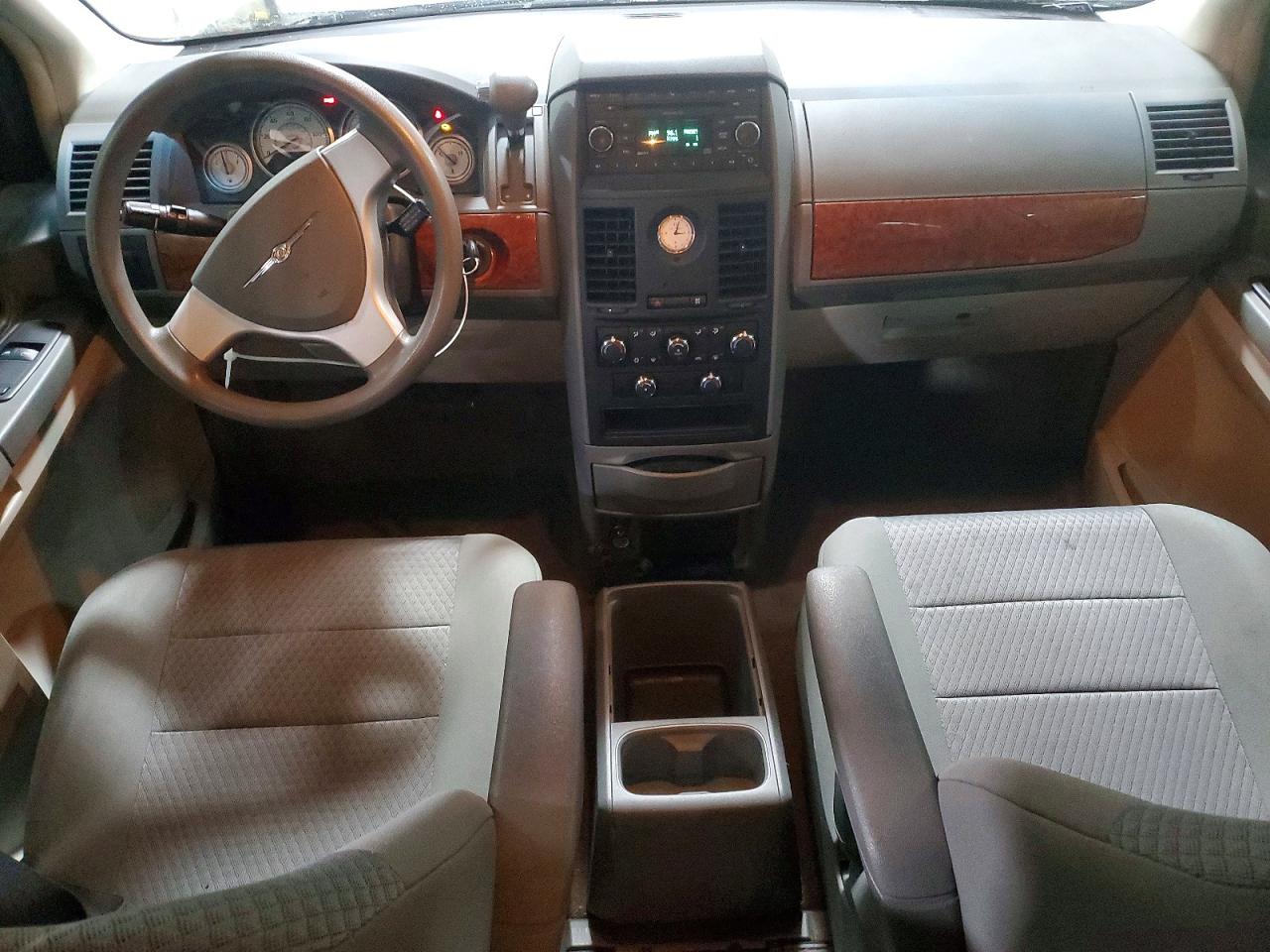 2008 CHRYSLER TOWN & COUNTRY LX photo 22
