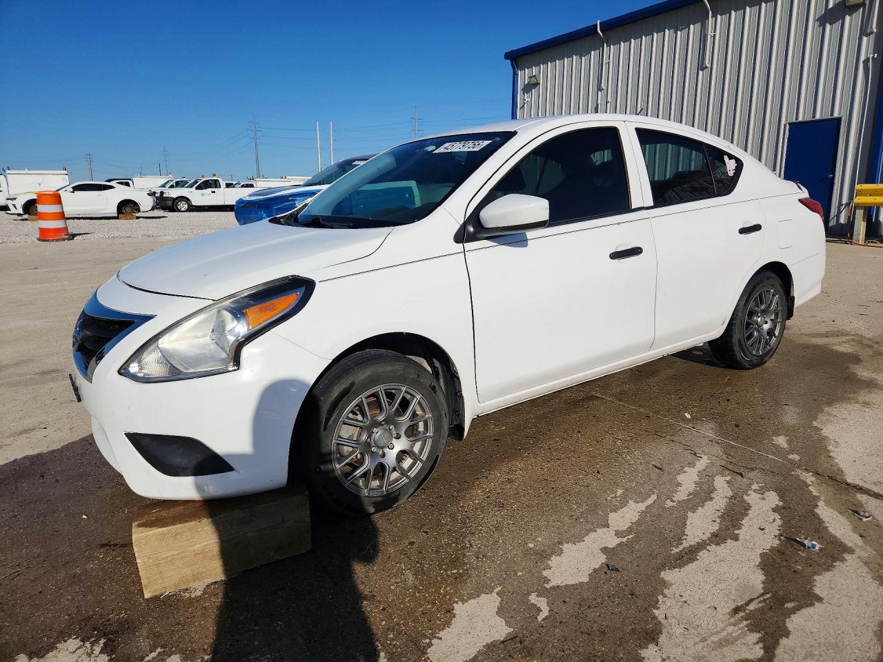 2019 NISSAN VERSA