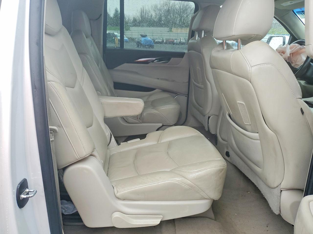 2016 CADILLAC ESCALADE ESV PREMIUM photo 10