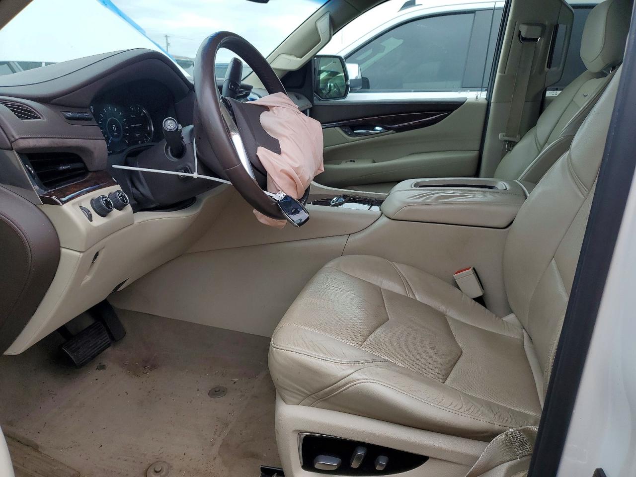 2016 CADILLAC ESCALADE ESV PREMIUM photo 7