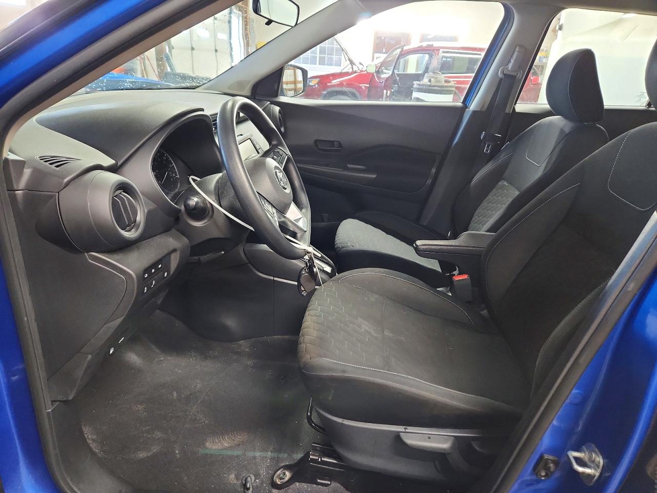 2021 NISSAN KICKS S photo 19