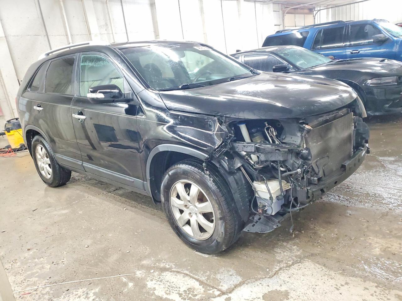 2011 KIA SORENTO LX photo 4