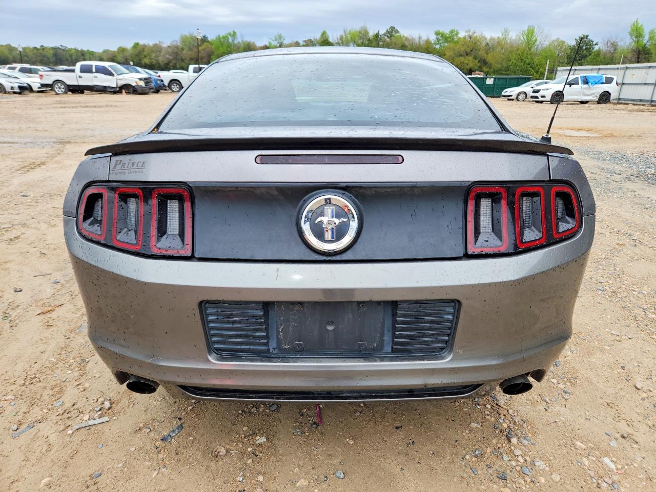 2014 FORD MUSTANG photo 16