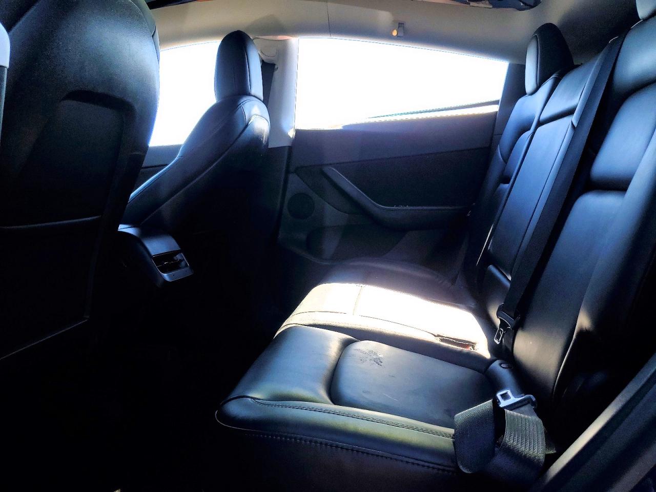 2021 TESLA MODEL Y photo 10
