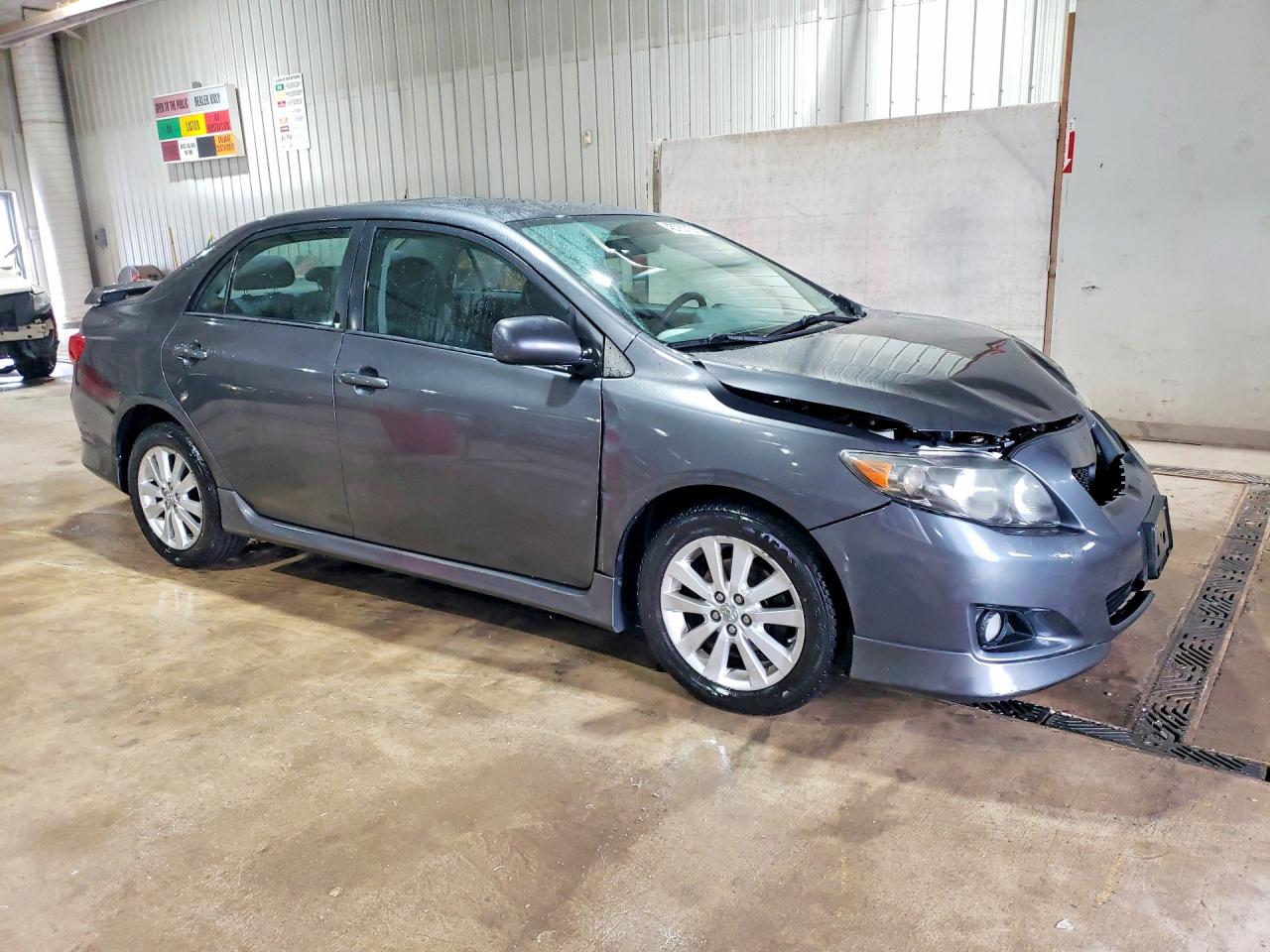 2010 TOYOTA COROLLA S photo 4