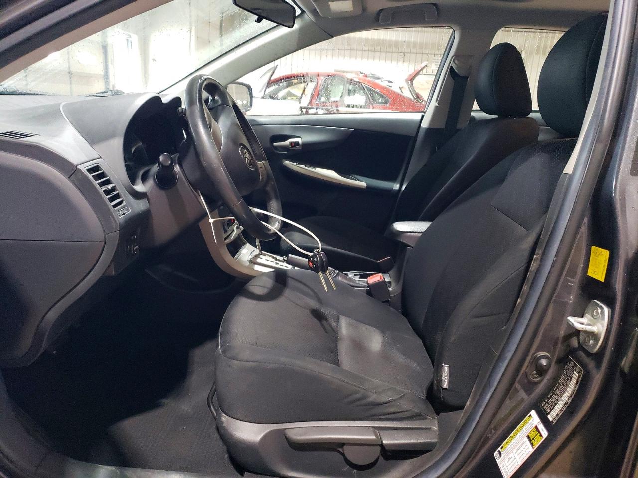 2010 TOYOTA COROLLA S photo 7