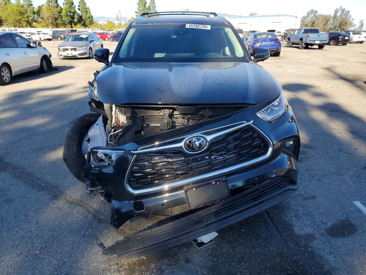 2024 TOYOTA HIGHLANDER LIMITED photo 9