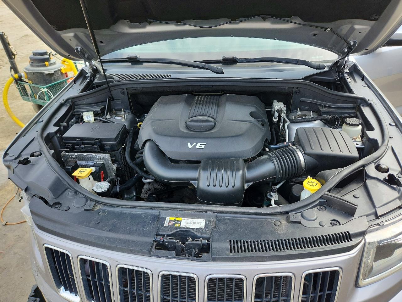 2014 JEEP GRAND CHEROKEE LIMITED photo 12