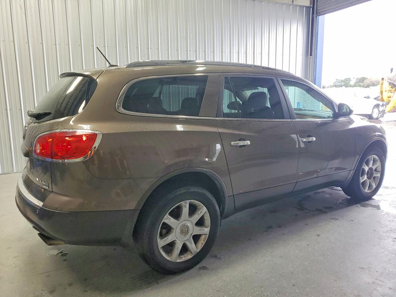 2008 BUICK ENCLAVE CXL photo 5