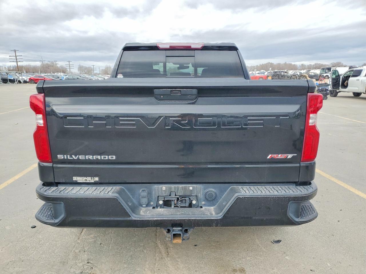 2020 CHEVROLET SILVERADO K1500 RST photo 11