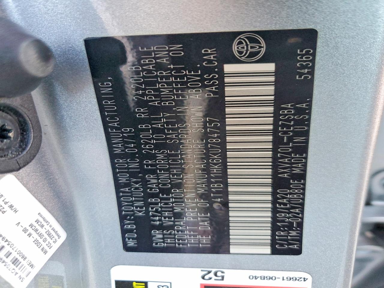 2019 TOYOTA CAMRY SE photo 34