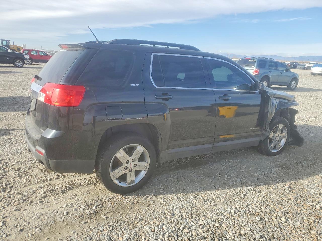 2013 GMC TERRAIN SLT photo 3