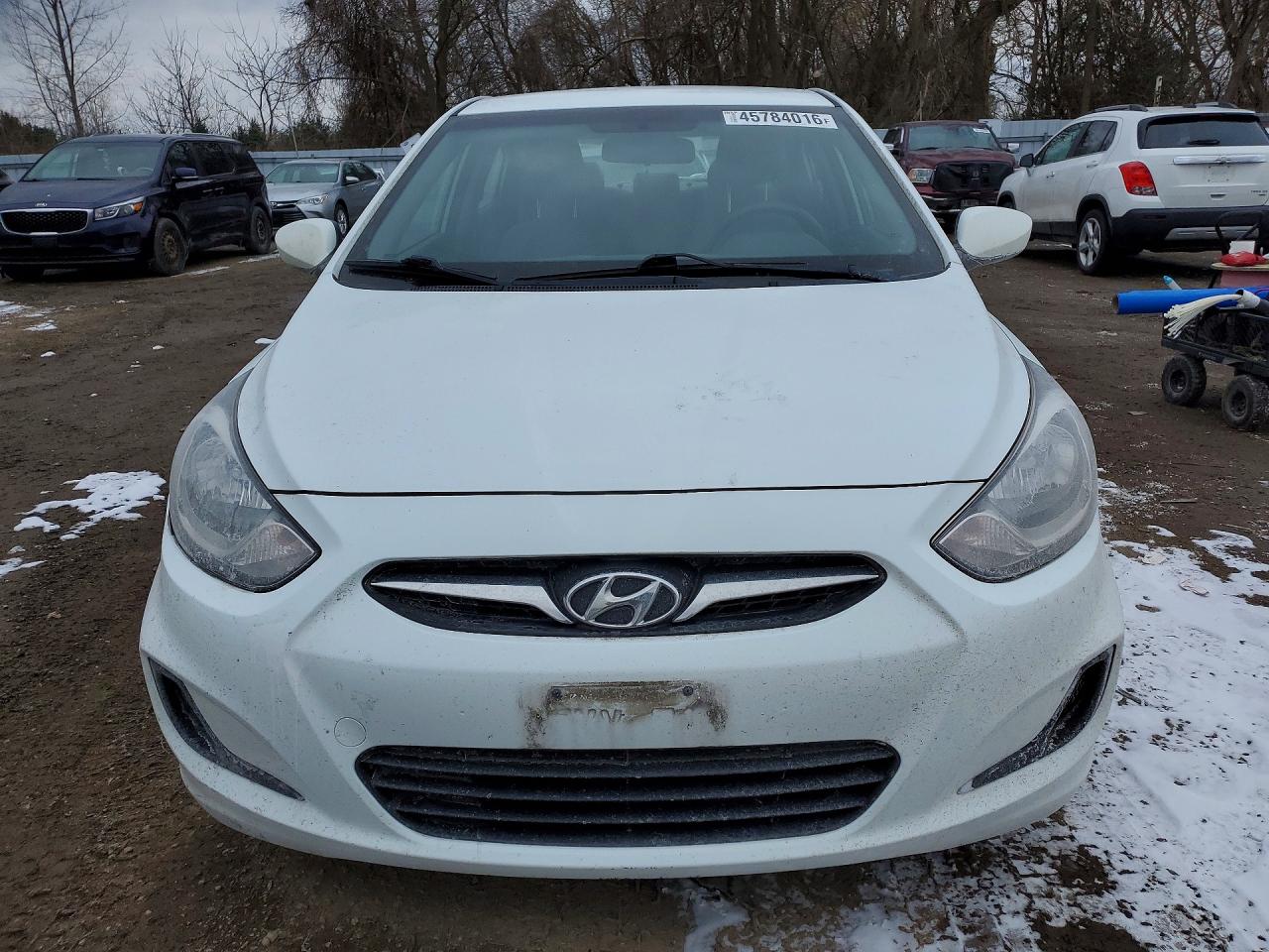 2014 HYUNDAI ACCENT GLS photo 9