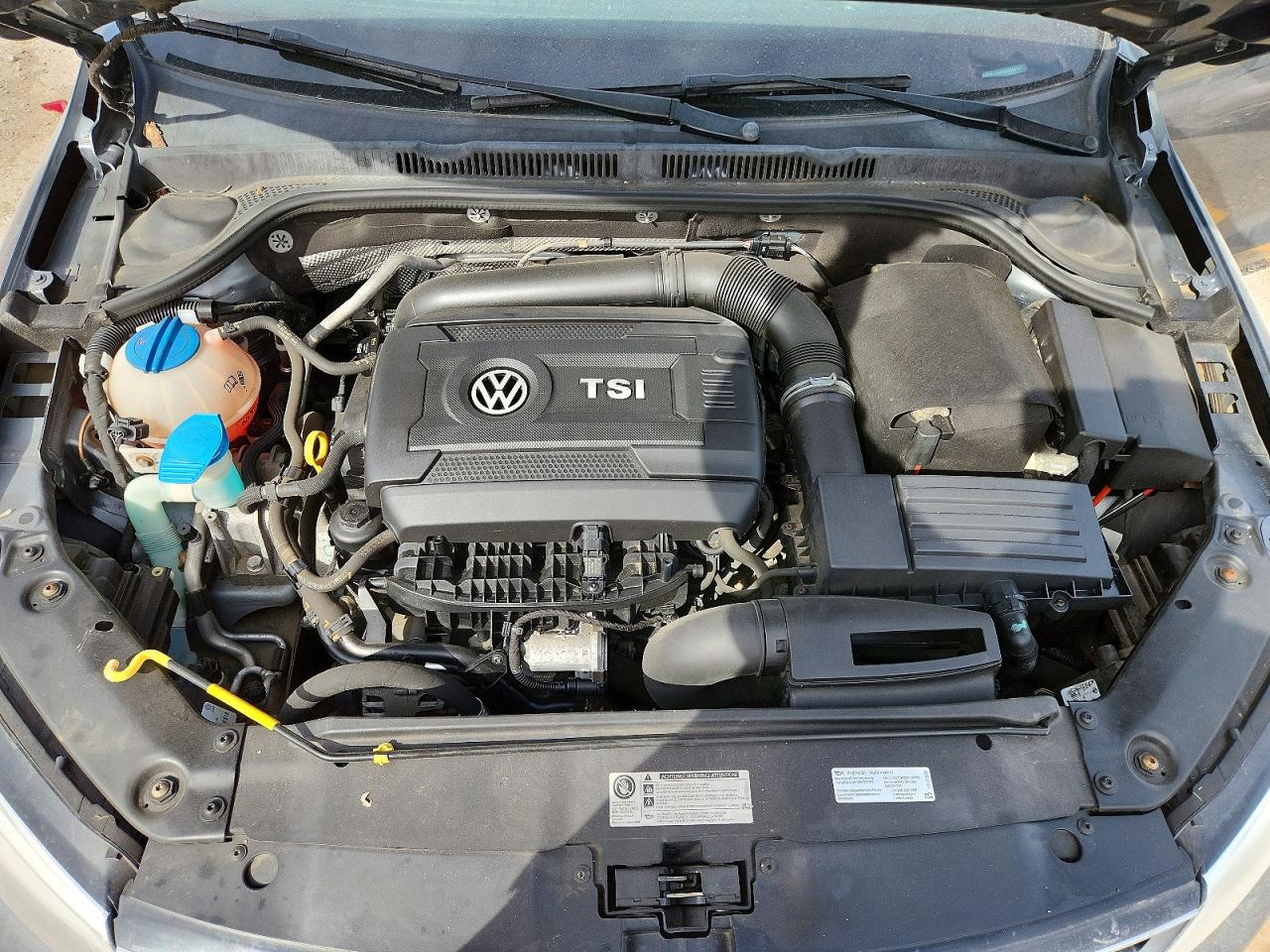 2016 VOLKSWAGEN JETTA photo 21
