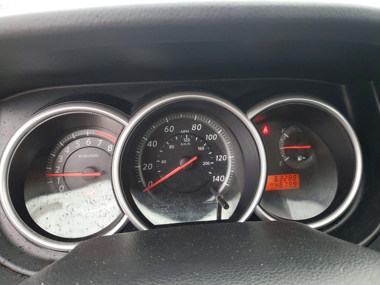 2012 NISSAN VERSA 1.8 S photo 9