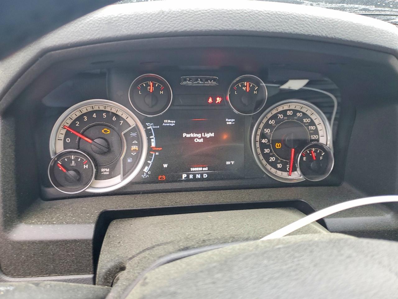 2014 RAM 1500 SLT photo 9