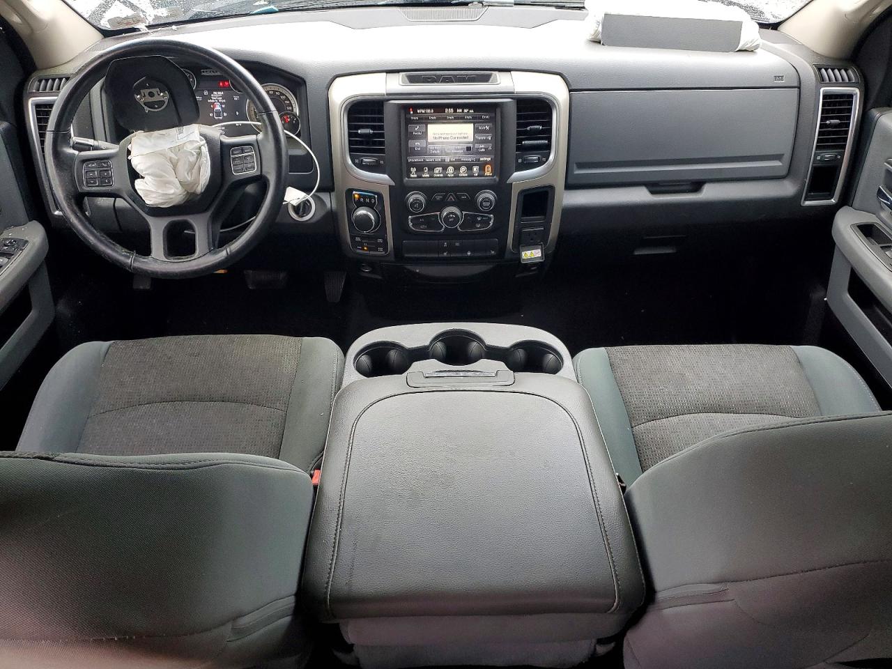 2014 RAM 1500 SLT photo 8