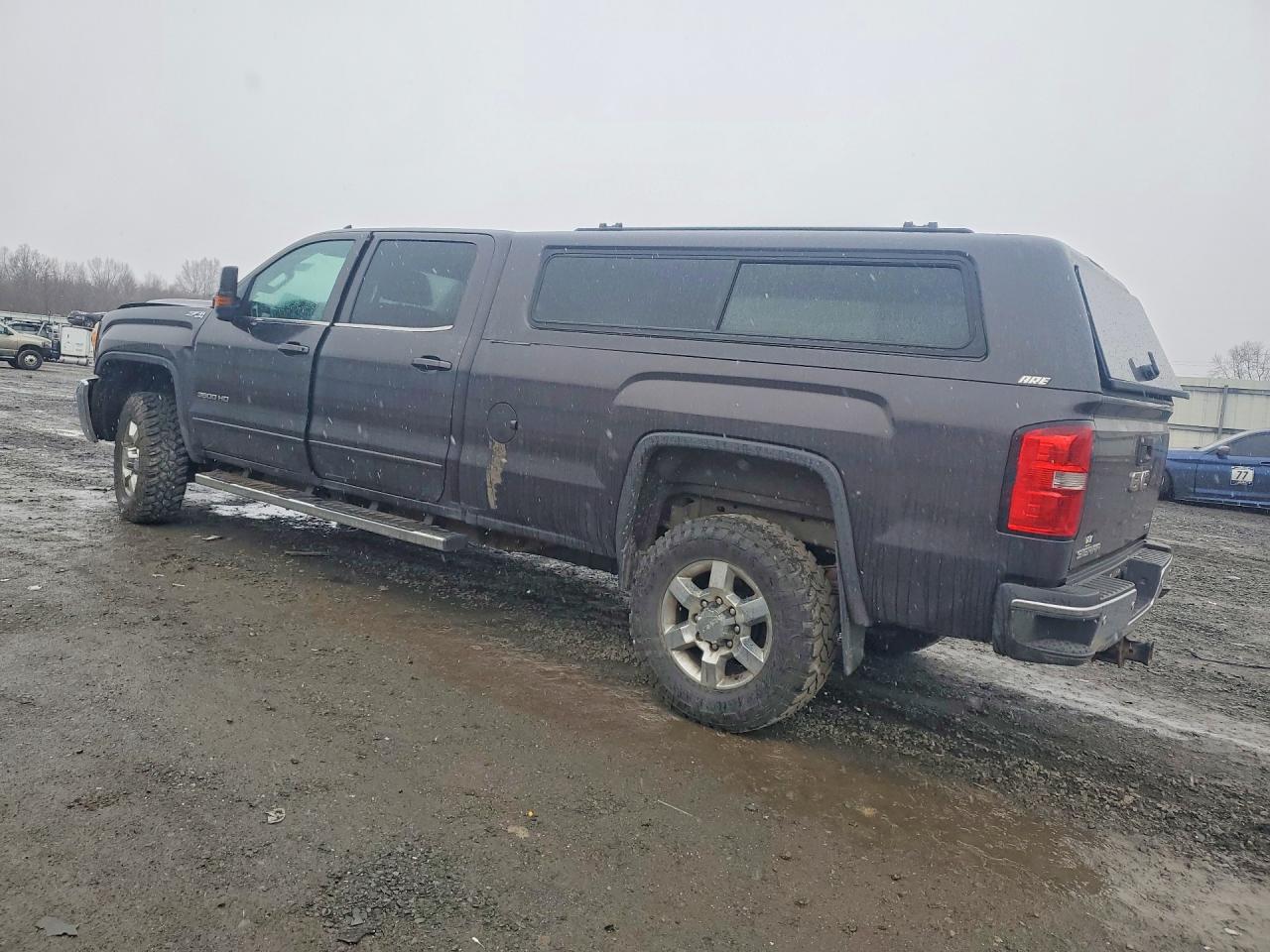2015 GMC SIERRA K3500 SLE photo 4