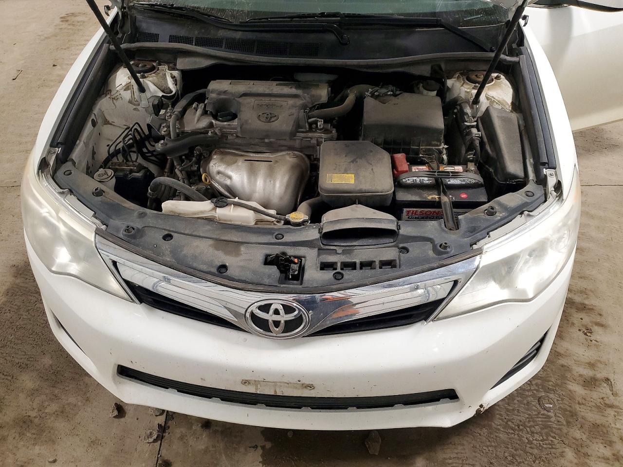 2012 TOYOTA CAMRY LE photo 21