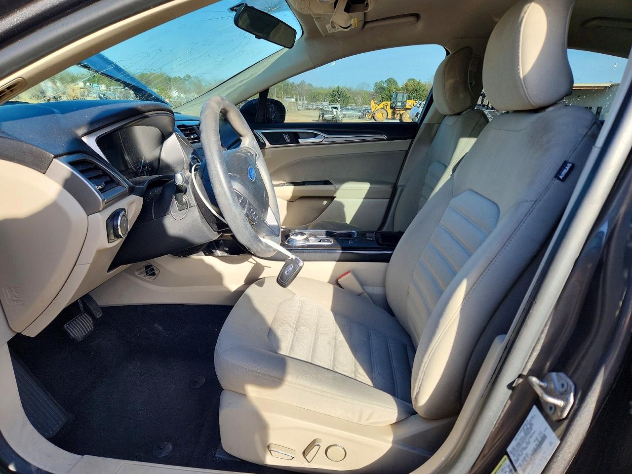 2018 FORD FUSION SE photo 13