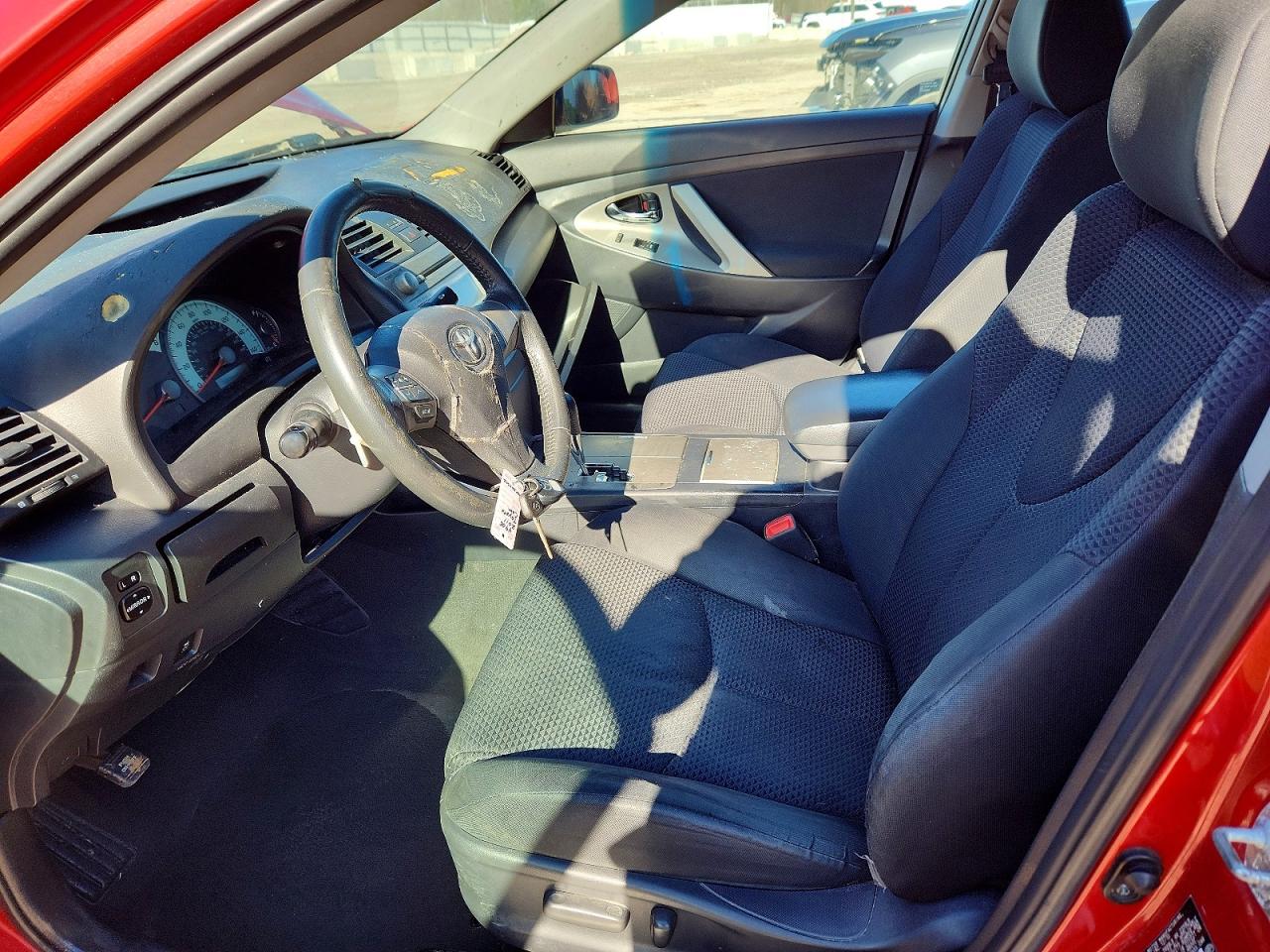 2011 TOYOTA CAMRY SE V6 photo 7