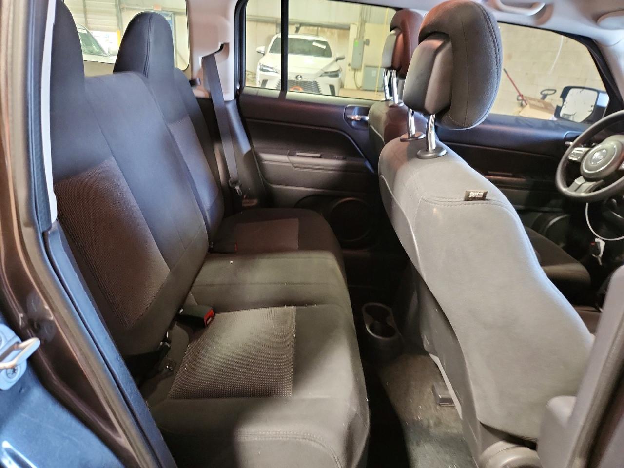 2014 JEEP PATRIOT SPORT photo 11
