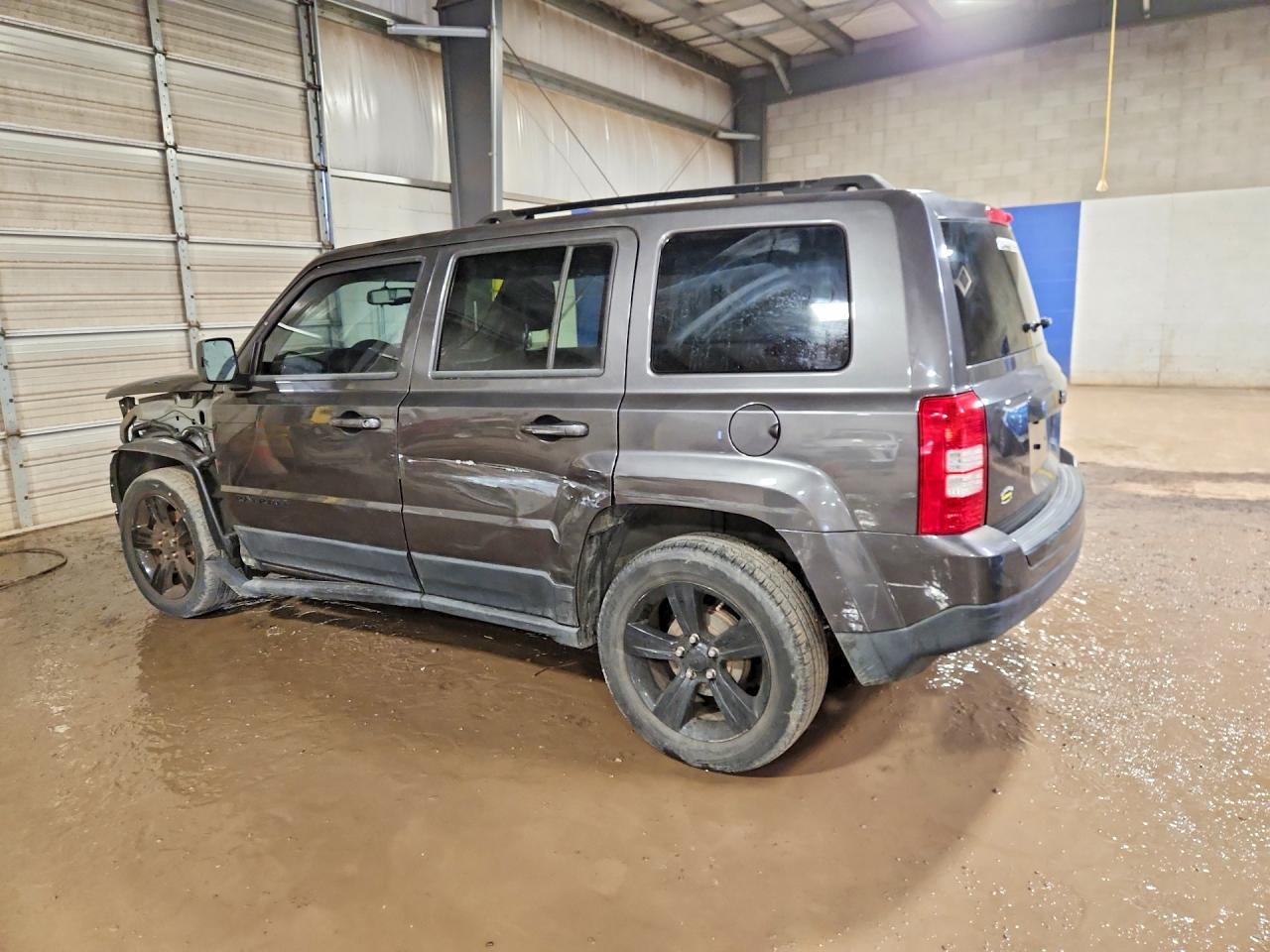 2014 JEEP PATRIOT SPORT photo 2