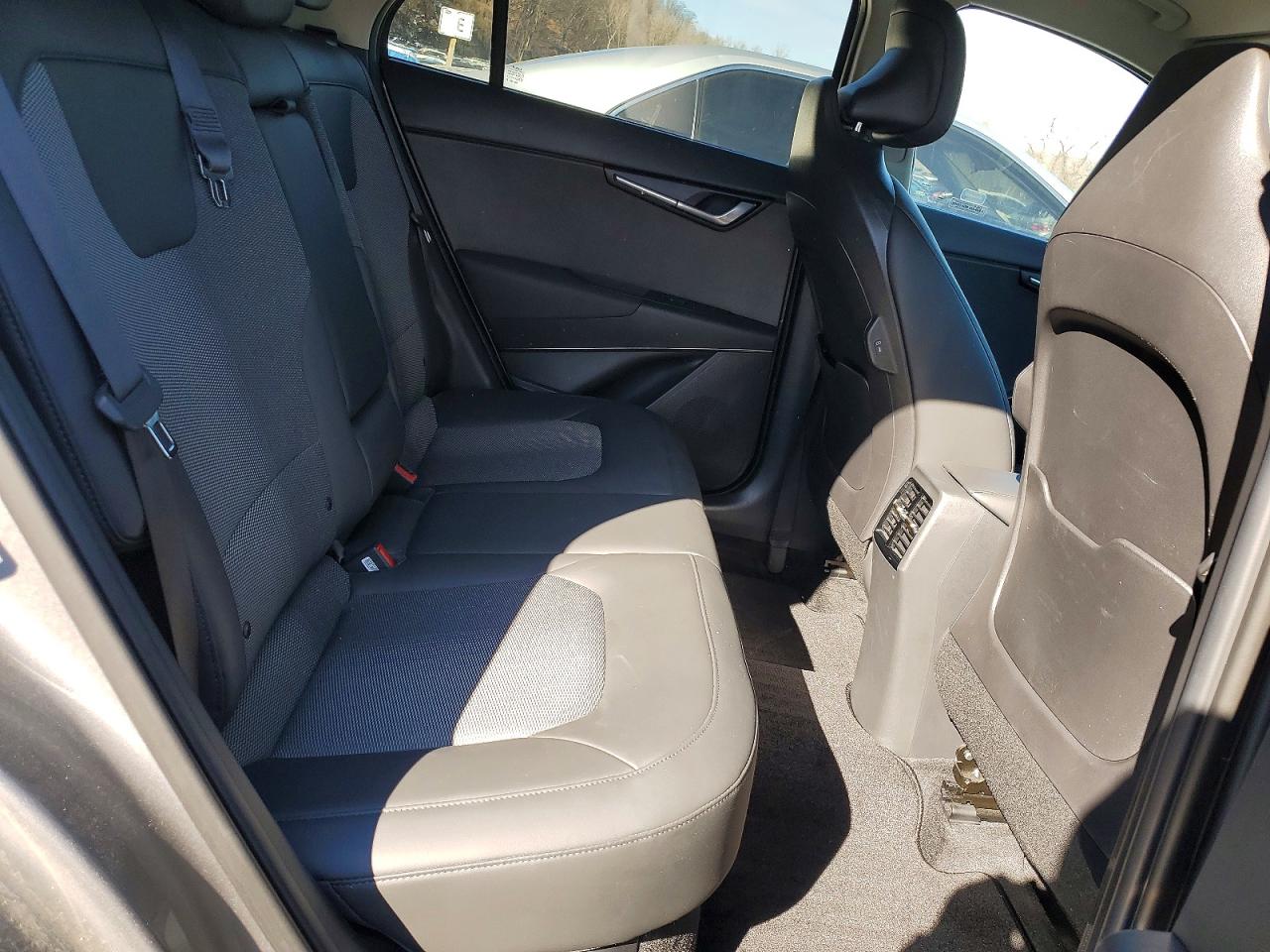 2023 KIA NIRO EX photo 21