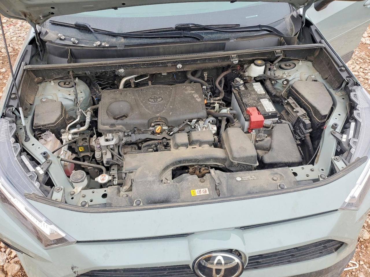 2022 TOYOTA RAV4 XLE PREMIUM photo 23