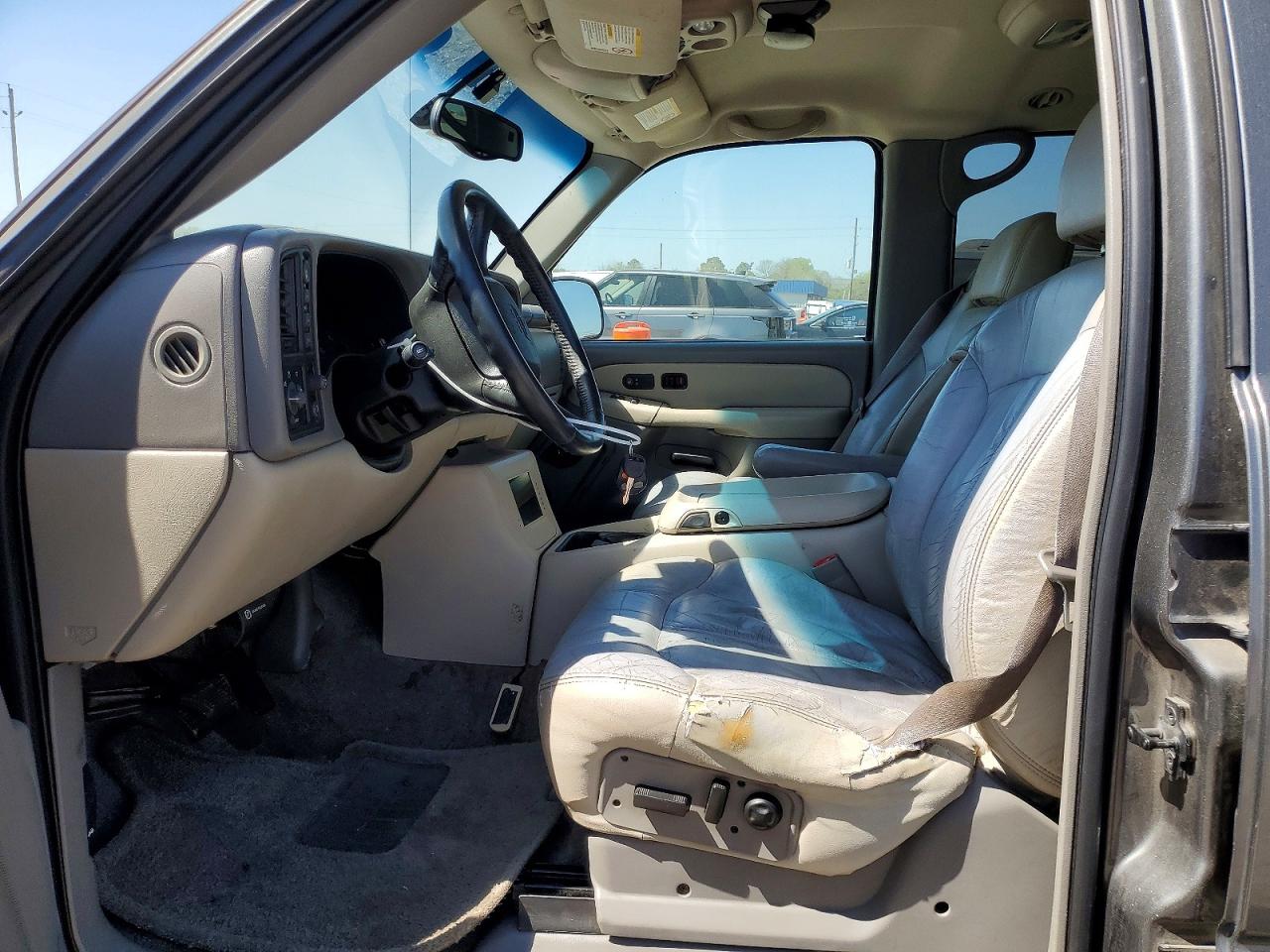 2002 CHEVROLET SUBURBAN K1500 photo 13