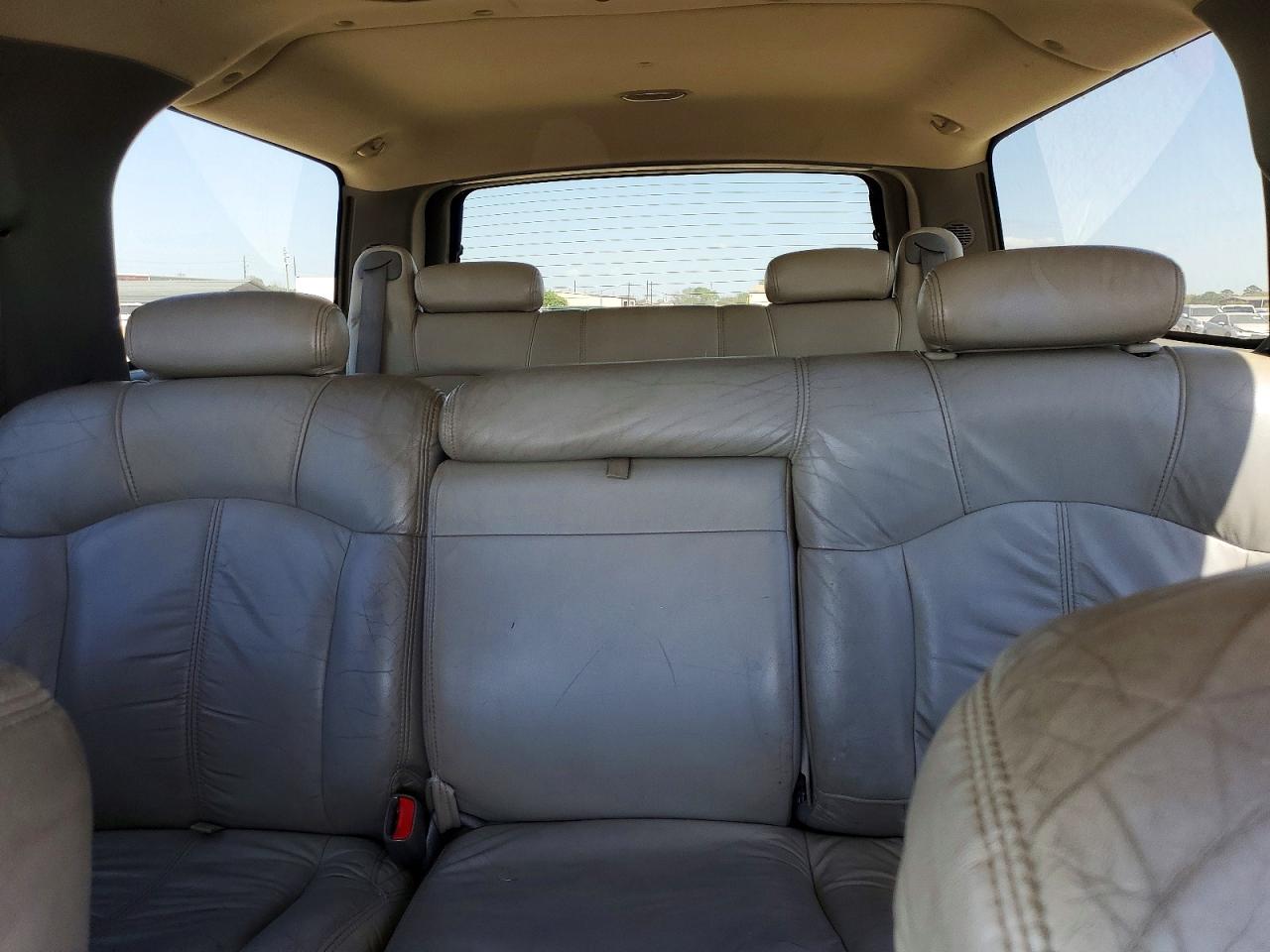 2002 CHEVROLET SUBURBAN K1500 photo 19