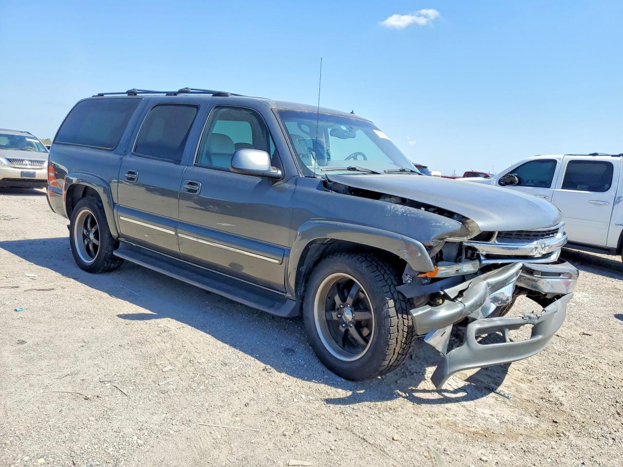 2002 CHEVROLET SUBURBAN K1500 photo 7